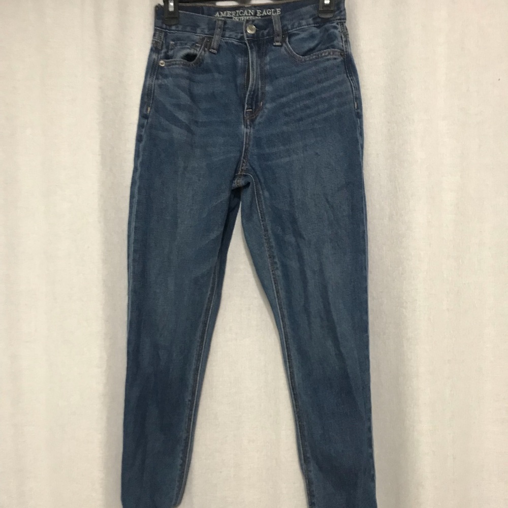 American Eagle Mom jeans